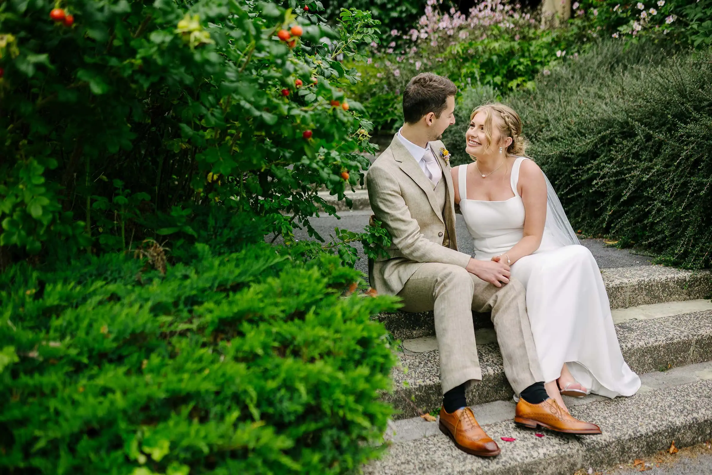 How to Plan Live Music for a Wedding Reception